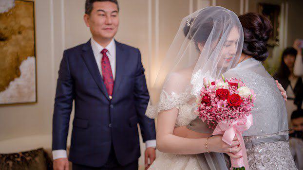 Con dâu tôi xinh xắn, biết ứng xử và nhanh nhẹn. Nghĩ con sẽ thiệt thòi nhiều khi lấy con trai nên tôi luôn coi con dâu như con gái đẻ của mình. (Ảnh minh họa)