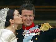 Giải trí - Trước khi lộ loạt ảnh làm rung chuyển Hoàng gia, Thái tử Đan Mạch và vợ có mối tình cổ tích