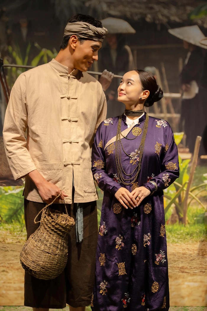 Khi mỹ nhân Việt xem cảnh nóng của chính mình: Người che mặt vì thiếu kinh nghiệm, kẻ than amp;#34;toang rồiamp;#34; - 1