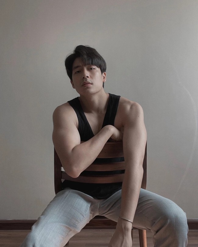 Nam thần VTV 1m86 amp;#34;bỏ tình vì tiềnamp;#34;: Đóng cặp với ai người đó lấy chồng, Trường Giang còn hỏi thẳng mặt - 2