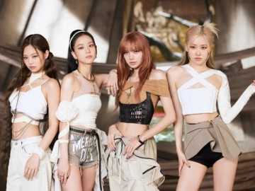 Động thái của các thành viên BlackPink giữa lúc Lisa bị tẩy chay