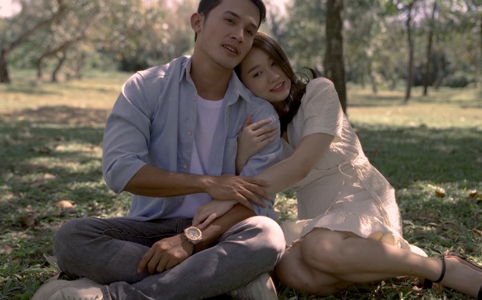 Sau 1 năm phát tướng như mang bầu, giờ người đẹp Mắt Biếc để lộ ảnh cưới, chú rể là sao truyền hình mới nổi - 7