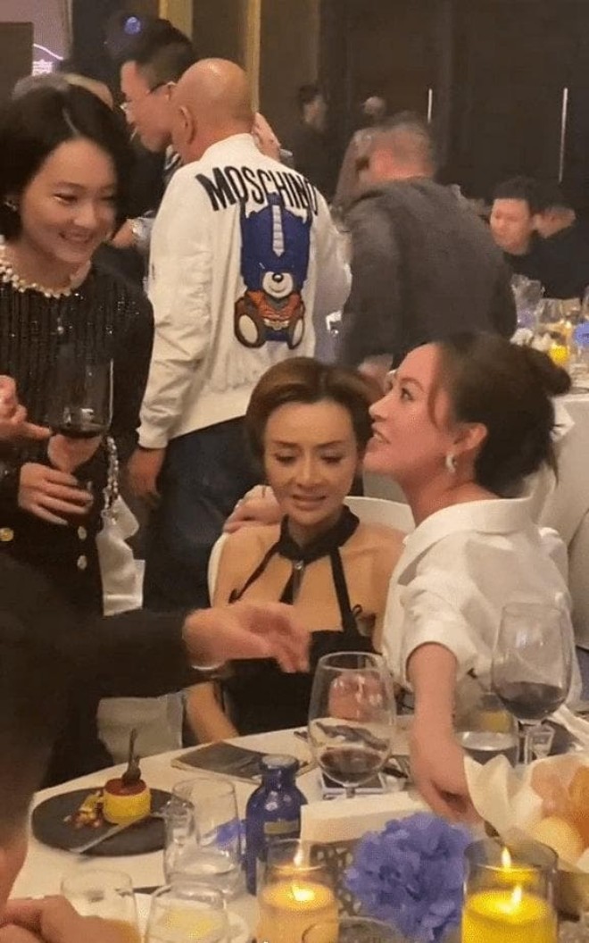 Diệp Tử My tham gia sự kiện gây chú ý với mọi người.