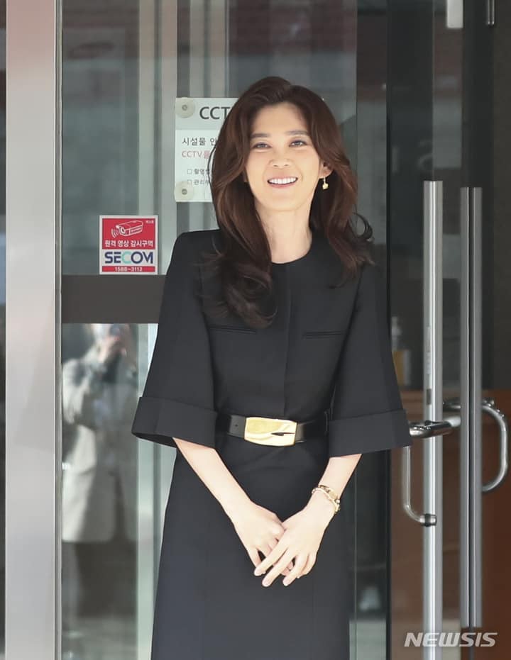 Đại công chúa Samsung không thắng nổi lão hóa, đứng cạnh Đệ nhất phu nhân Hàn lộ rõ tuổi thật - 7