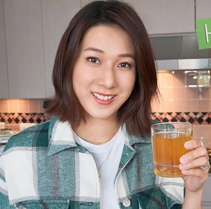 Mỹ nhân nổi tiếng chăm uống các loại nước.