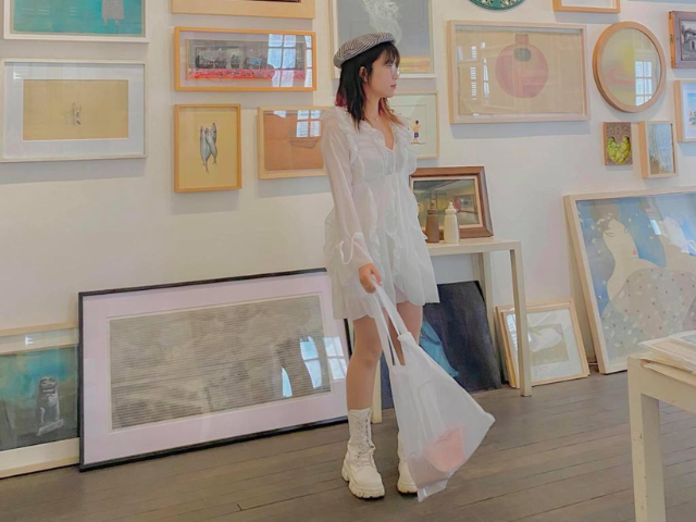Manzi Art Space nằm ở 14 Phan Huy Ích, quận Ba Đình, Hà Nội, 8:00 - 19:00 hàng ngày. Manzi nằm trong một biệt thự cổ Pháp trên phố Hàng Đậu Cyril Kongo Vietnam Gallery nằm ở số 9 Tràng Tiền, phường Tràng Tiền, quận Hoàn Kiếm, Hà Nội. Giờ mở cửa: 10:00 - 19:00 hàng ngày. Ảnh: @checkinvietnam