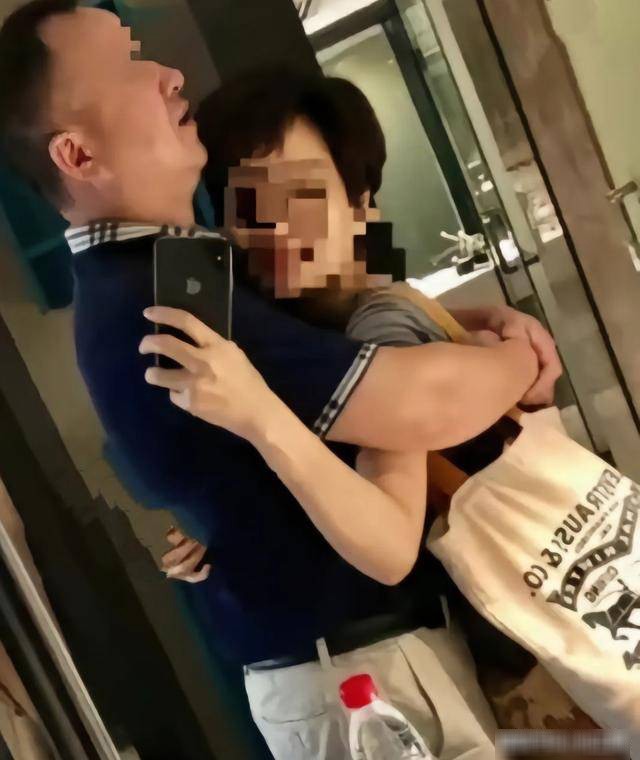 Cô Mã cho biết, anh Trần, chồng cô đã ngoại tình trong thời gian được cơ quan cử đi học. 