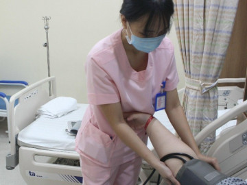 Cô gái nặng 155kg cứ ngỡ bụng to do béo, ai ngờ đi khám bác sĩ phát hiện điều nguy hiểm bất thường