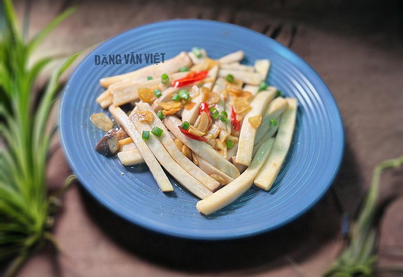 Anh Việt chia sẻ kinh nghiệm, để việc nấu nướng được nhanh gọn và thuận tiện, anh thường lên kế hoạch cho việc ăn uống theo tuần hoặc trong 3-4 ngày.
