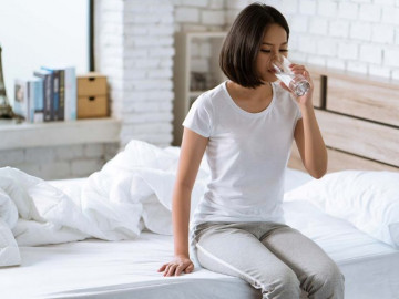 5 phút trước đi ngủ là thời điểm vàng kéo dài tuổi thọ, làm một việc sẽ tăng sức khỏe nhưng nhiều người bỏ phí