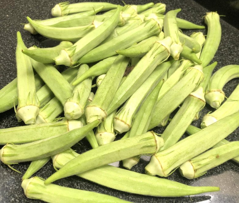 Theo các bác sĩ, ăn quá nhiều hoặc ăn liên tục đậu bắp sẽ không tốt. Ảnh: D.T.