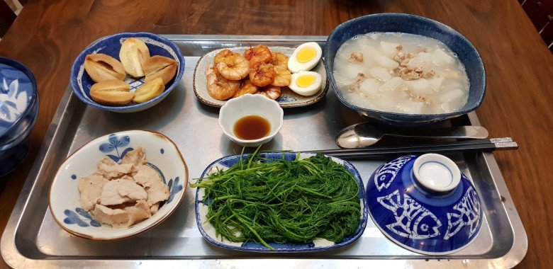 Sau sinh sản phụ ăn uống đa dạng. (Ảnh minh họa)