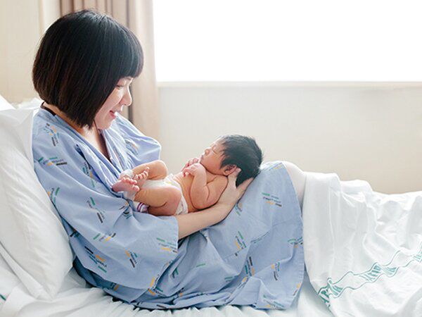 4 KHÔNG khi kiêng sau sinh để không bị hậu sản, sản phụ nào cũng PHẢI NHỚ - 2