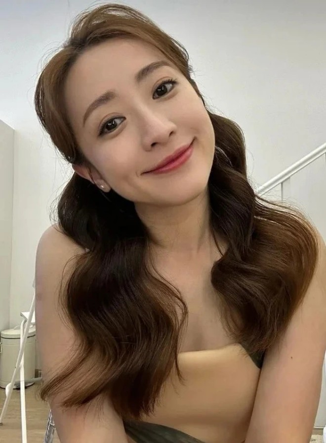 Trang Quần Thi qua đời ở tuổi 37.