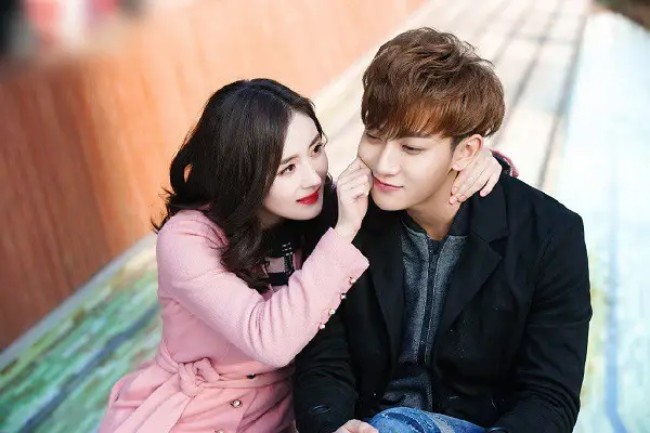 Thế gian vật đổi sao dời, duy chỉ có Dương Mịch vẫn nổi amp;#34;trường kỳamp;#34;, hễ ra phim là amp;#34;phấtamp;#34; - 10