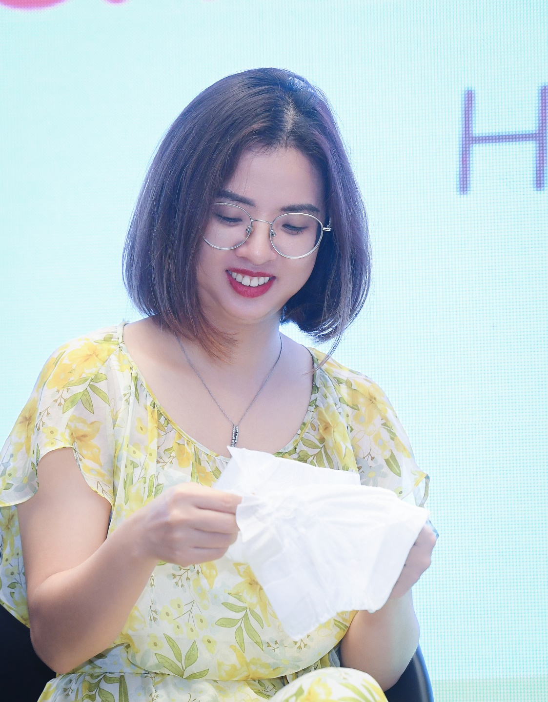 Ths.Bs. Đoàn Thị Lan nhận định nguyên nhân gây hăm tã có thể do lựa chọn bỉm kém chất lượng 