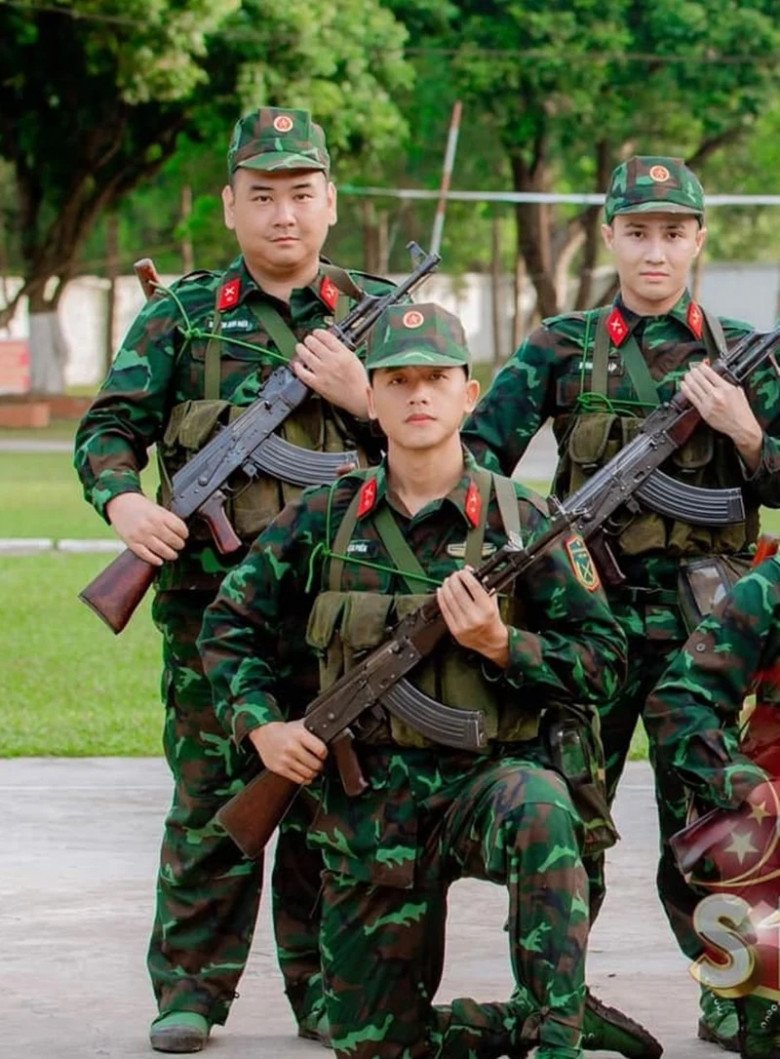 Rò rỉ ảnh Mai Tài Phến, em trai Sơn Tùng M-TP và streamer giàu nhất nhì Việt Nam amp;#34;nhập ngũamp;#34; - 1