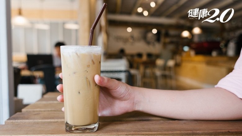 Nghiên cứu của Đức cho thấy việc tiêu thụ quá nhiều đường tự do trong đồ uống làm tăng nguy cơ mắc chứng mất trí nhớ. (Ảnh minh họa)