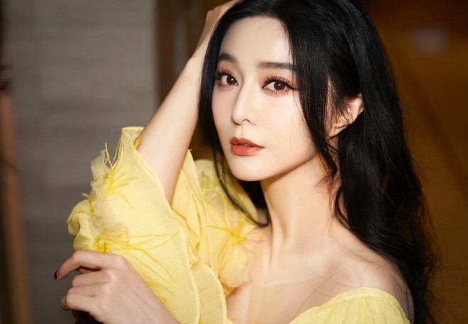 Phạm Băng Băng vẫn nỗ lực quay lại showbiz bằng mọi giá dù 5 năm đã trôi qua. 