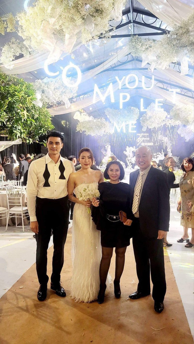 Đám cưới của siêu mẫu Vĩnh Thụy diễn ra vào ngày 2/12/2023.