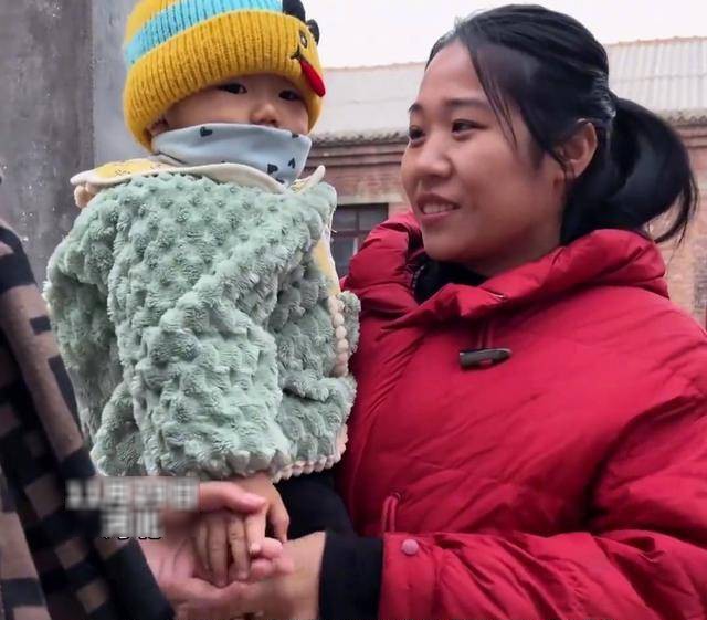 Vợ ở cữ bị bố mẹ chồng đuổi khỏi nhà, điếng người khi đến nhà máy tìm chồng - 2