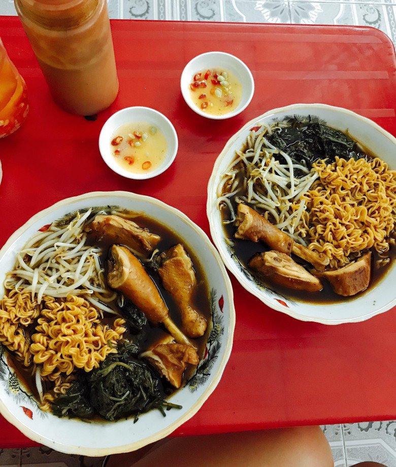 5 quán gà tần nổi tiếng nhất Hà Nội, ai ăn xong cũng xuýt xoa khen ngợi - 5