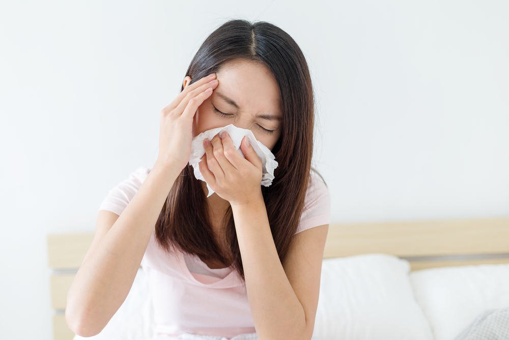Đau đầu do viêm xoang đôi khi bị chẩn đoán nhầm thành đau nửa đầu