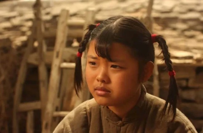 Vương Sa Sa đóng phim khi mới ở độ tuổi 12.