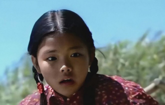 Sau cùng, cô gái nhỏ quyết định chuyên tâm cho học tập, đóng phim và không đọc bình luận tiêu cực.