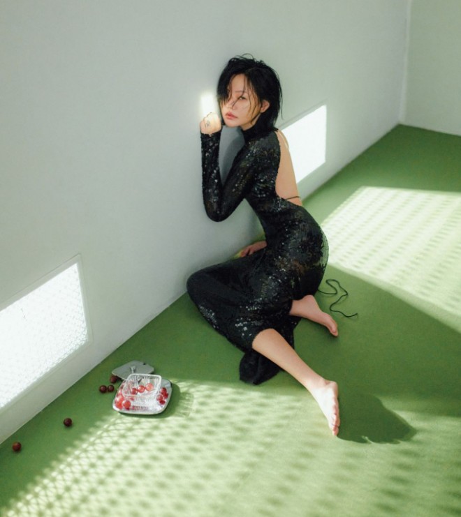 Từ Hy Đệ trên tạp chí tiết lộ về chuyện ngoại tình.