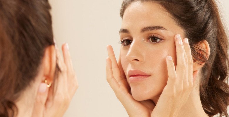 Phụ nữ luôn mong muốn có làn da căng mịn, cơ thể dẻo dai. (Ảnh minh họa)