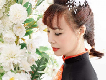 Hình ảnh mới nhất của cô dâu Thu Sao: Nhan sắc trẻ trung thăng hạng ở tuổi 67, dân mạng nhận ra điểm kỳ lạ