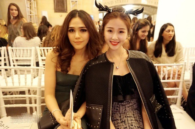 Top nàng thơ amp;#34;mặt học sinh, thân hình phụ huynhamp;#34;: Người sở hữu 5 công ty, kẻ là amp;#34;búp bê cơ bắpamp;#34; - 10