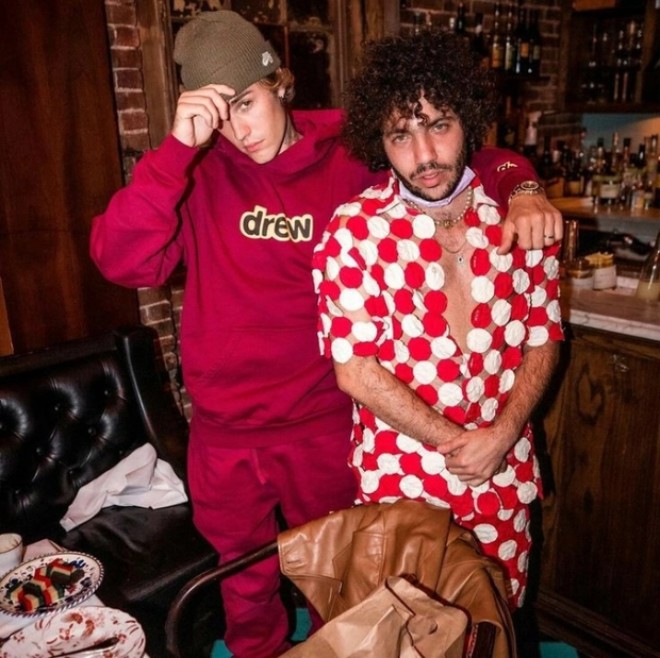 Benny từng đề cao Justin và có ý hạ bệ Selena?