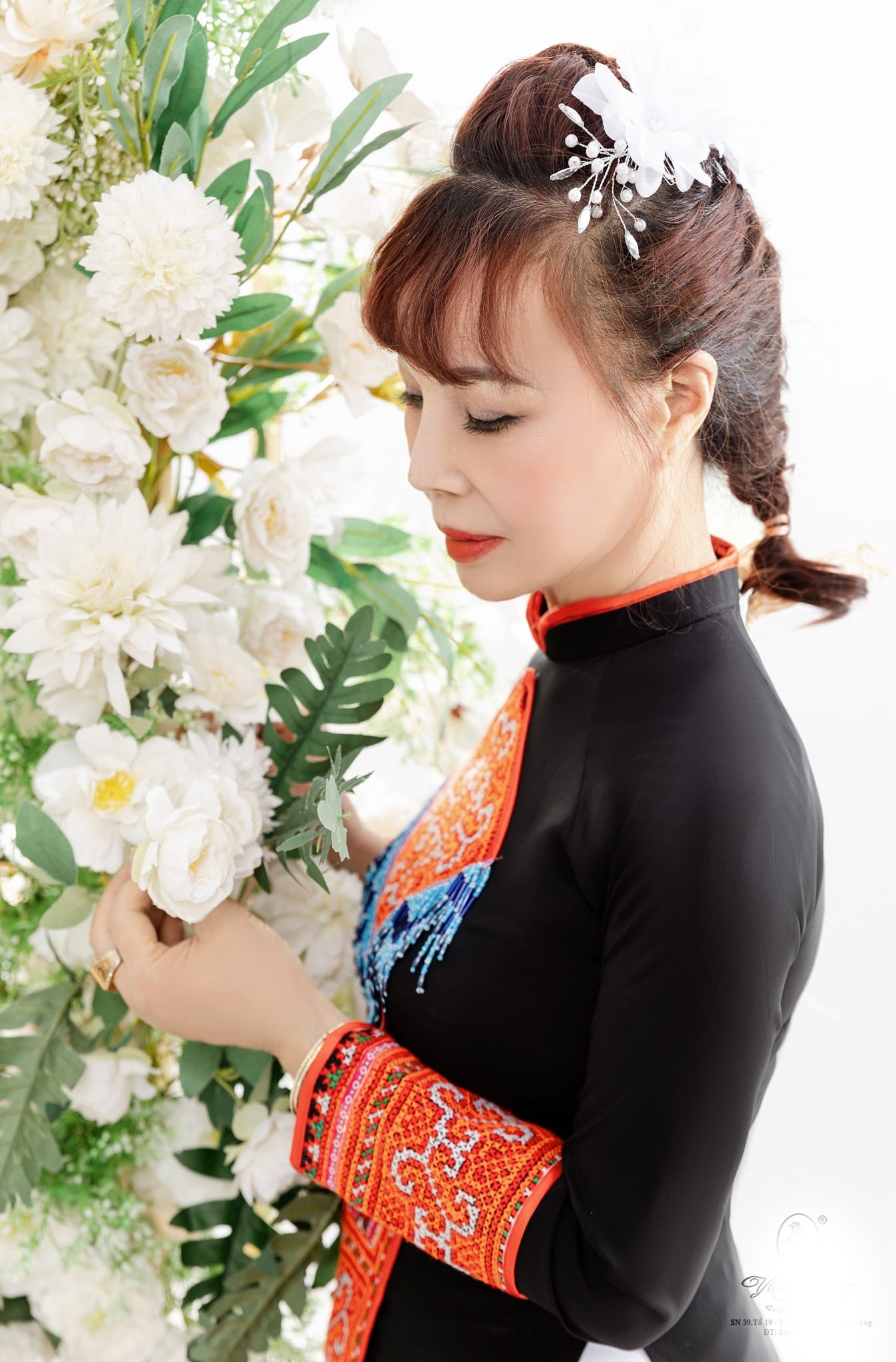 Cô Thu Sao là nhân vật được nhắc đến nhiều trong những ngày gần đây. U70 tới từ Cao Bằng nổi như cồn nhiều năm trước khi về chung một nhà với ông xã thanh niên Triệu Hoa Cương (SN 1992).