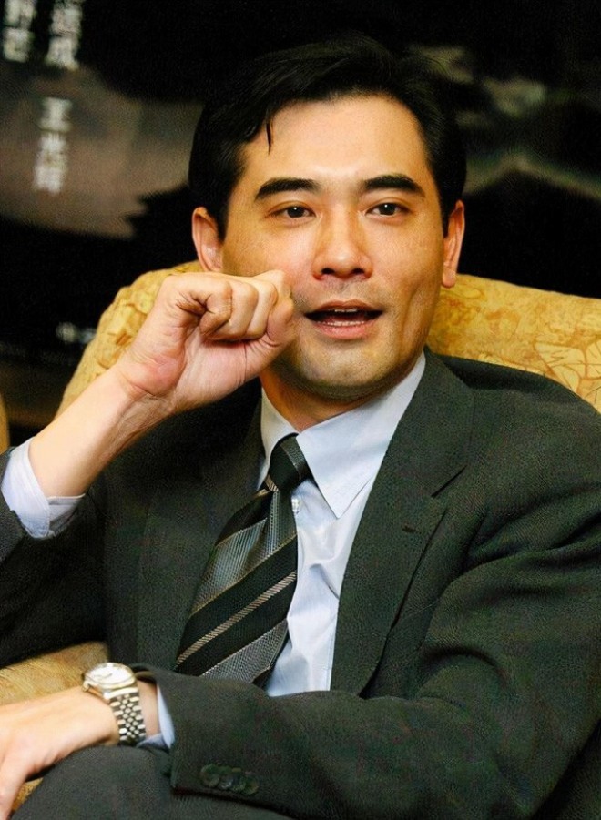 Không ngờ Triệu Văn Tuyên thành công vang dội ở mảng diễn xuất.