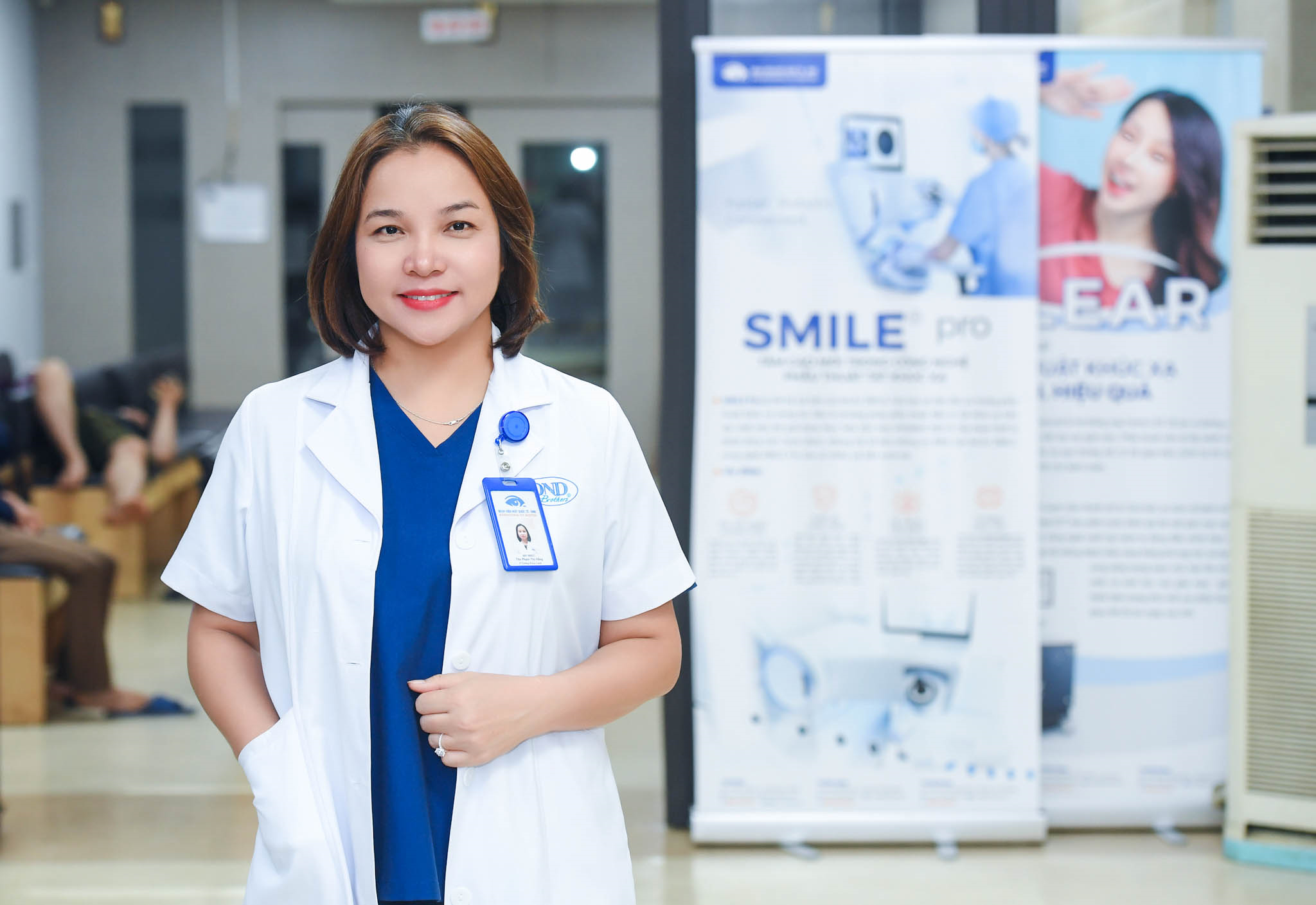 Ths.Bs Phạm Thị Hằng - Trưởng khoa Khúc xạ Bệnh viện Mắt Quốc tế DND