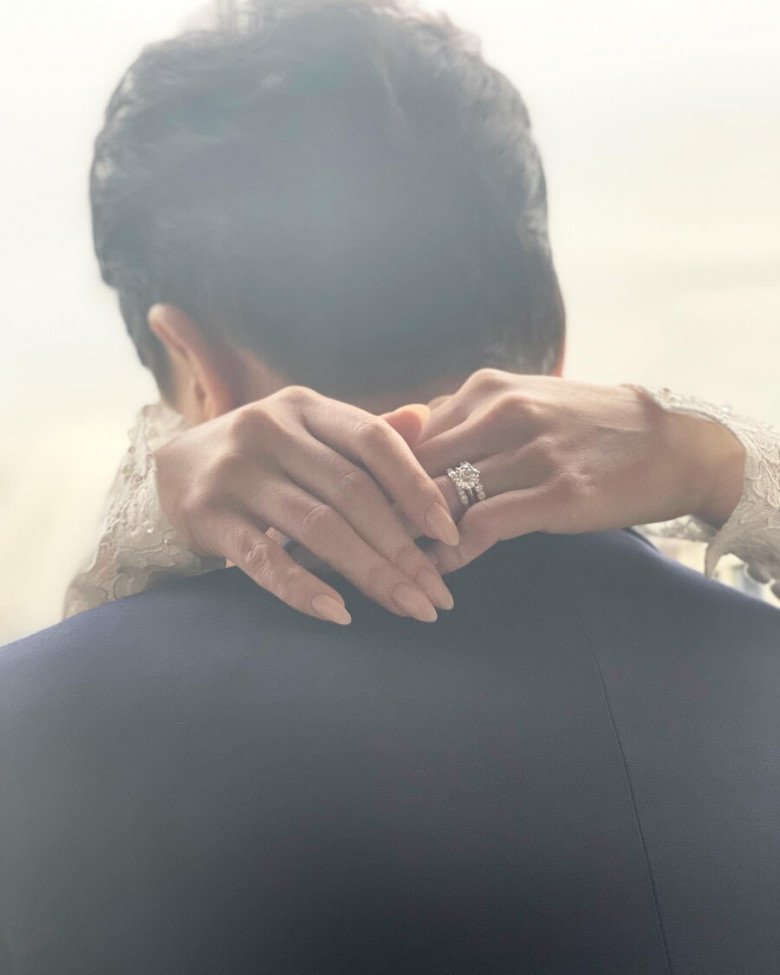 Hồi đầu năm nay, Seo In Young mới làm đám cưới với ông xã doanh nhân.