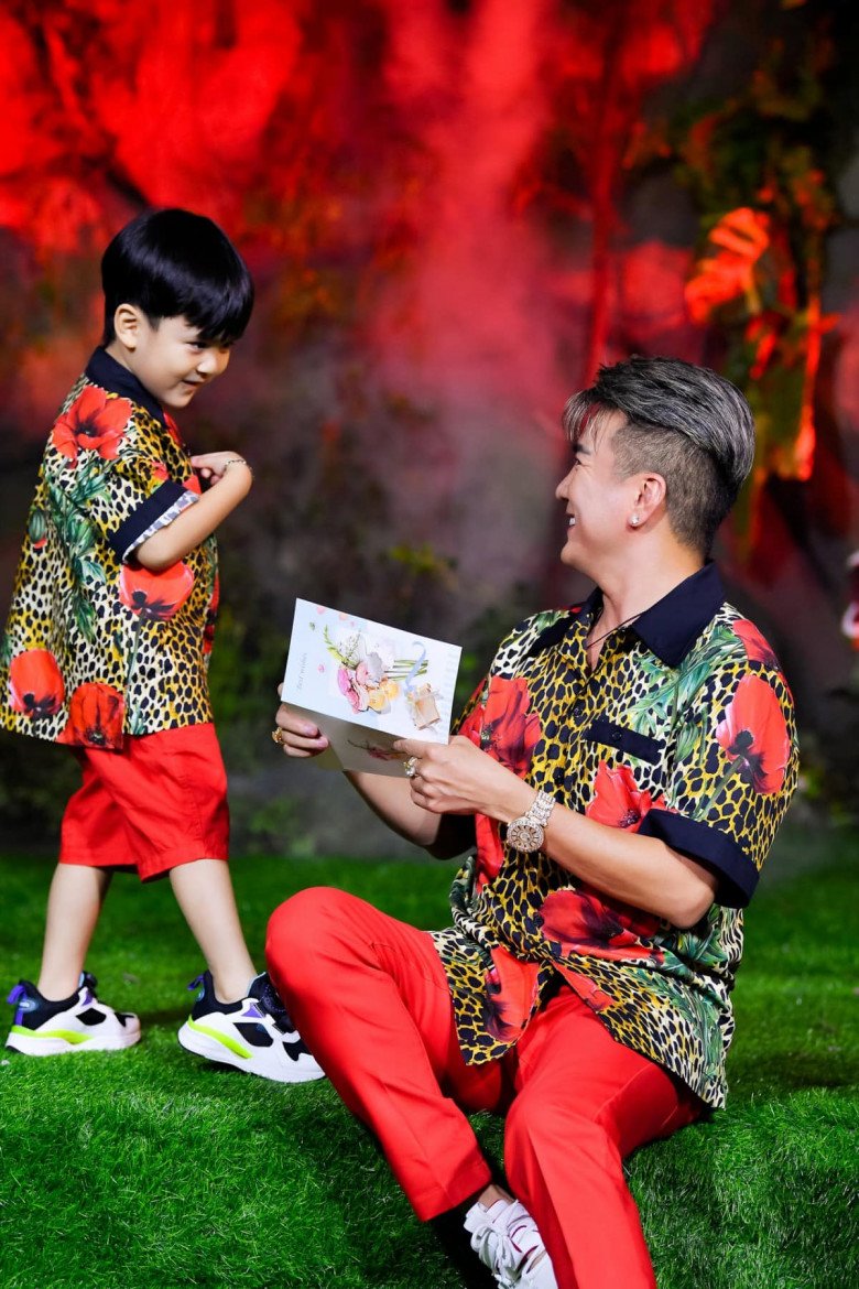 Nam ca sĩ cho biết bé Polo không có cuộc sống nhung lụa như nhiều người nghĩ.