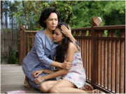 Bà bầu - Trước lúc mất, mẹ chồng chỉ lên khung ảnh gia đình, tôi trèo lên gỡ xuống mới hiểu ý bà