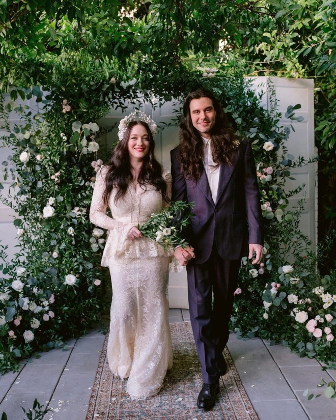 Kat Dennings và Andrew W.K đã kết hôn kín đáo cách đây không lâu.