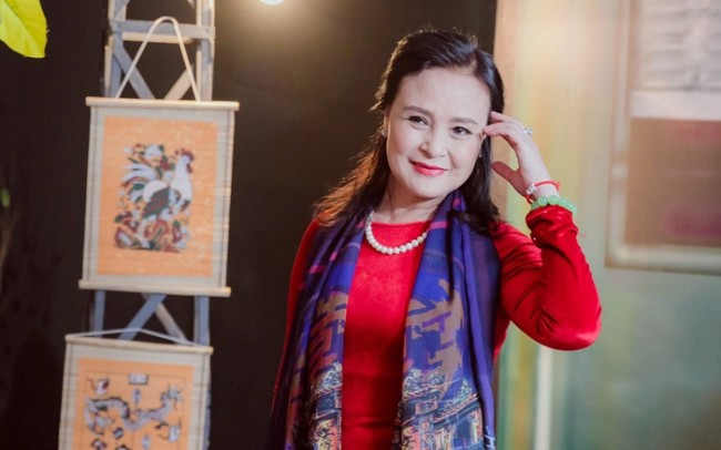 amp;#34;Mẹ chồngamp;#34; Hồng Diễm là amp;#34;mỹ nhân Việt đẹp nhất thập kỷamp;#34;, ông xã yêu chiều, từng đi buôn long nhãn - 10