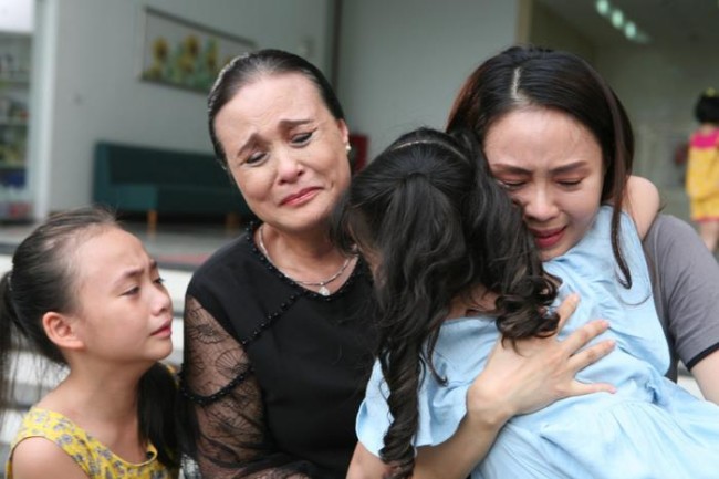 amp;#34;Mẹ chồngamp;#34; Hồng Diễm là amp;#34;mỹ nhân Việt đẹp nhất thập kỷamp;#34;, ông xã yêu chiều, từng đi buôn long nhãn - 7