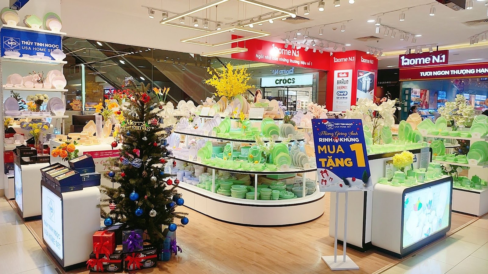 Cửa hàng Thủy Tinh Ngọc tại tầng 4 - Vincom Bà Triệu 