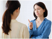 Bà bầu - Nhờ mẹ chăm sóc vợ bầu, người chồng hối hận khi vô tình nghe cuộc nói chuyện của mẹ và vợ