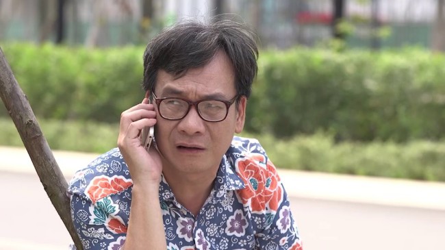 amp;#34;Bố dượng quốc dânamp;#34; nổi tiếng với câu amp;#34;biết rồi khổ lắm nói mãiamp;#34;, bị con chê hôn không tự nhiên - 3