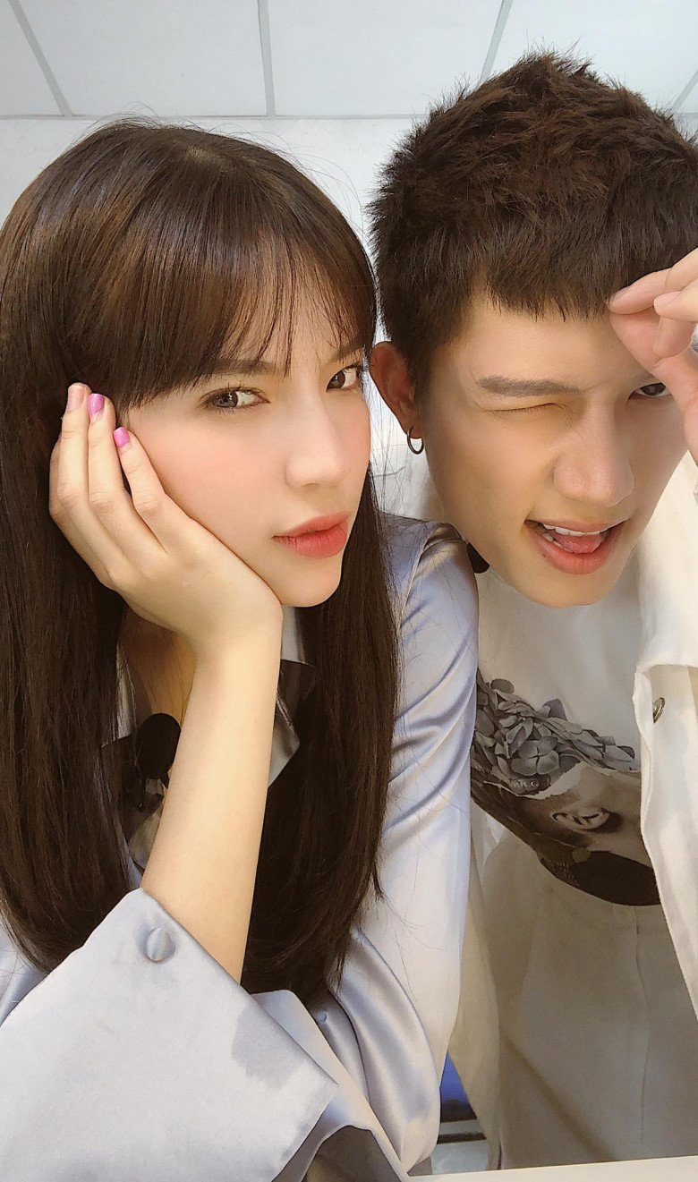 Voi Bản Đôn - Anh Tú: Nam ca sĩ điển trai kín tiếng chuyện tình cảm, nghìn fan mong nên duyên với amp;#34;cô hàng xómamp;#34; - 14