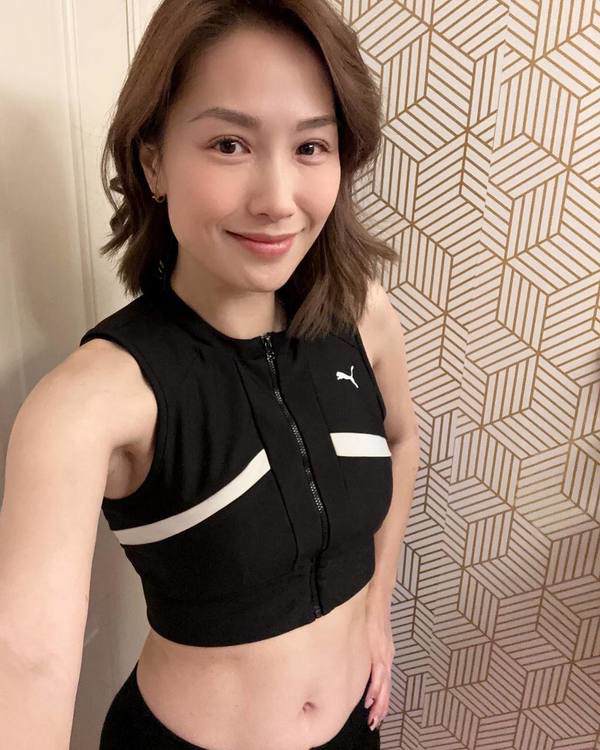 Mỹ nhân nổi tiếng duy trì việc luyện tập thể dục đều đặn.