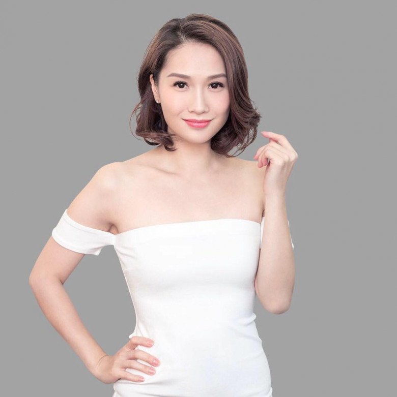 Hiện tại cô ngày càng tươi trẻ và giữ được vóc dáng cân đối.