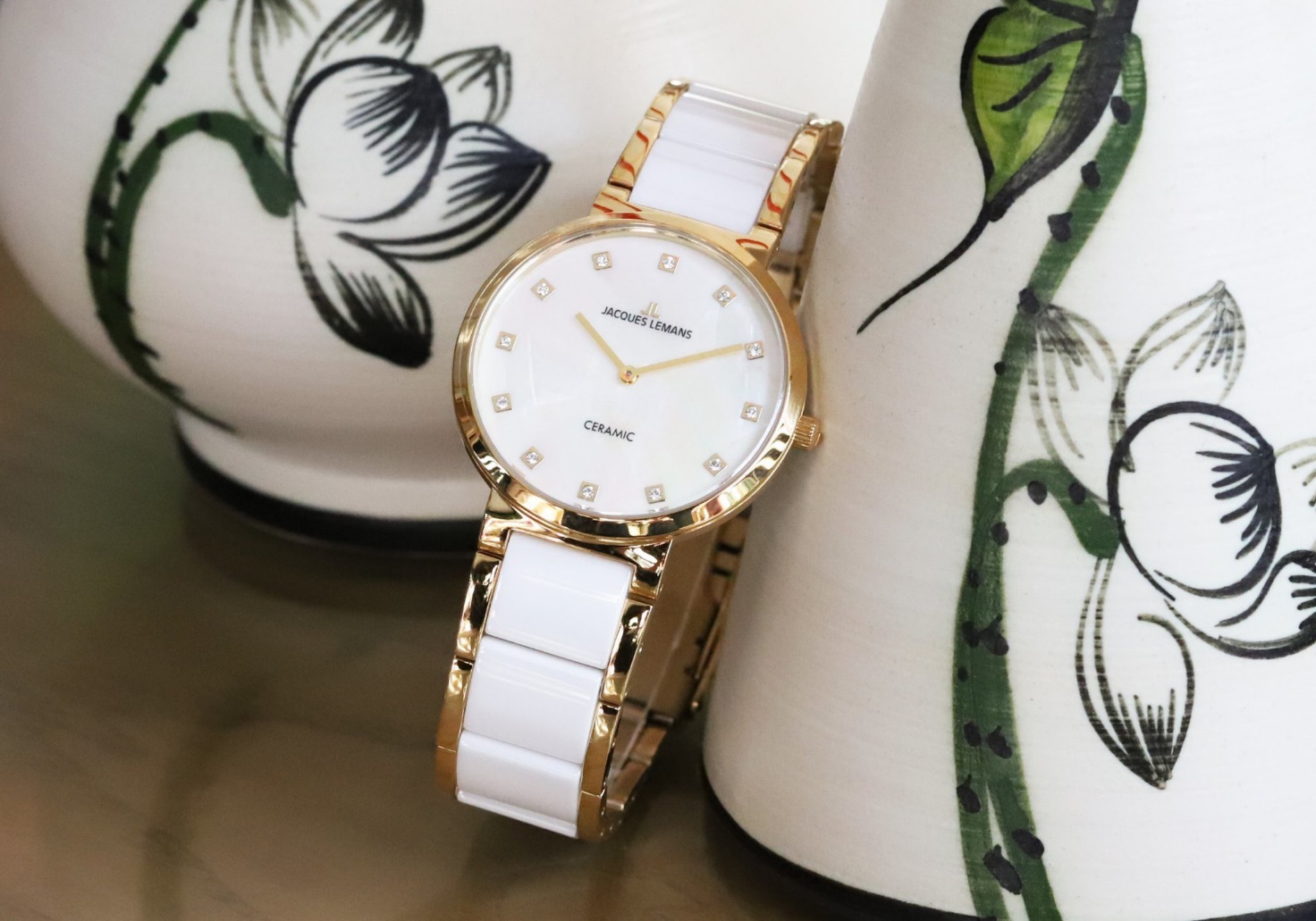 Happy Holidays – Happy Shopping với Big Sale 40% tại Đăng Quang Watch - 4